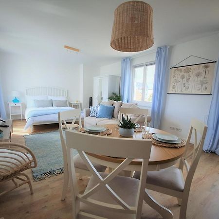 Pb Ferienwohnungen - Fewo 5 - Stilvoll Eingerichtetes Studio Im Herzen Senftenbergs Exteriör bild